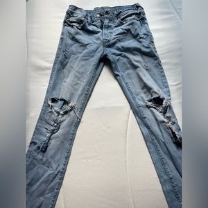 Men’s American Eagle 29x34 Ripped Jeans